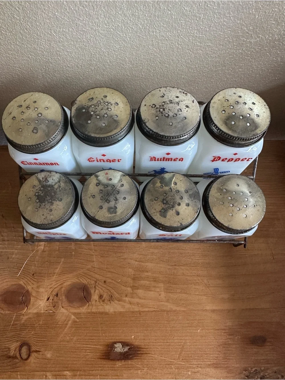 N/A set white